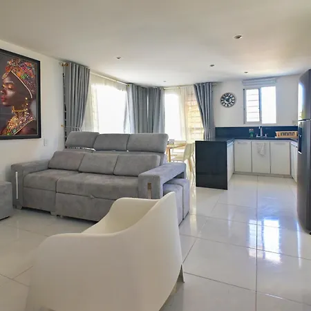 Apartamento Edificio Alba 102 *